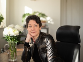 Lucas T Helen Macdonald Isabel Gilsenan